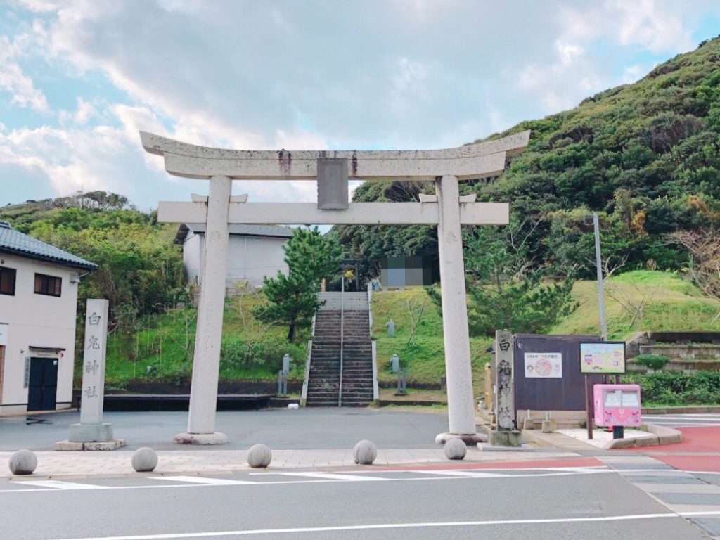 白兎神社 有名な 因幡の白うさぎ の聖地 恋愛成就のパワースポット 鳥取市 四国 中国 旅行 観光情報なら 四国 中国旅行ナビ しちゅーなび